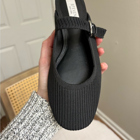 Steve Madden Slip On Shoes - Picture 9 of 9